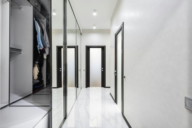 install door mirror closet door — practical organization ideas