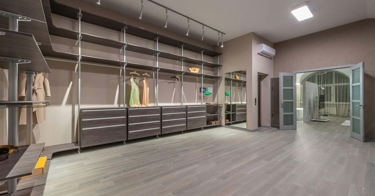 walk in closet flooring options — featured walk-in closet inspiration