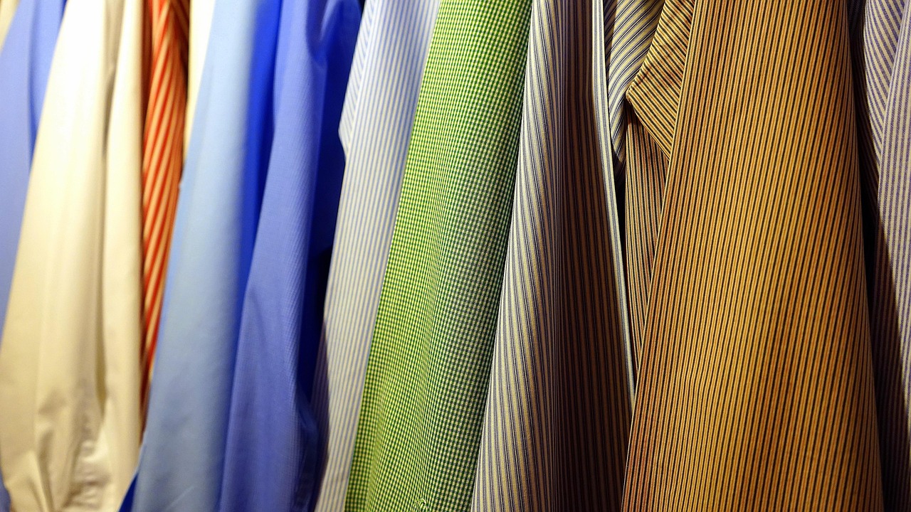 shirt, clothing, clothes, textile, design, style, casual, apparel, fashion, wardrobe, man, fabric, collection, hanger, w